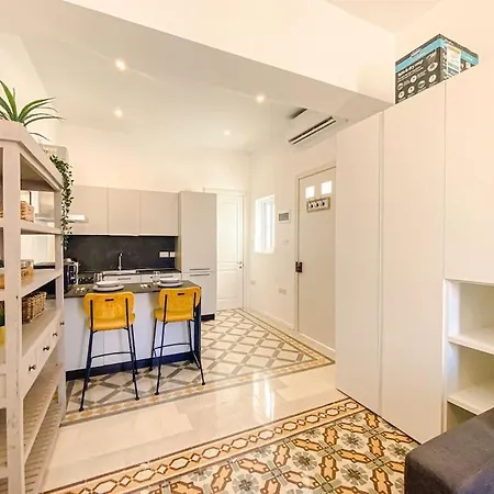 Smart Studio 1 - 'Sacre Cuor' Sliema - By Solea Διαμέρισμα
