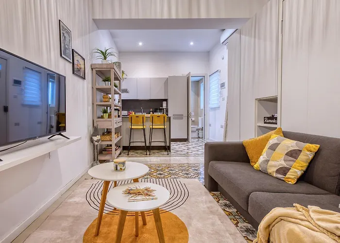 Smart 1 - 'sacre Cuor' - By Solea 公寓